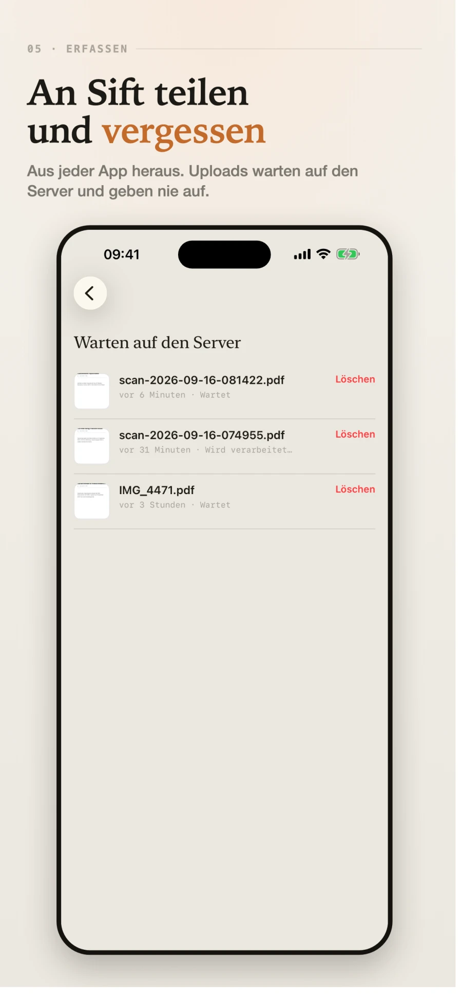 Drei Dateien warten auf den Server, eine davon wird schon verarbeitet